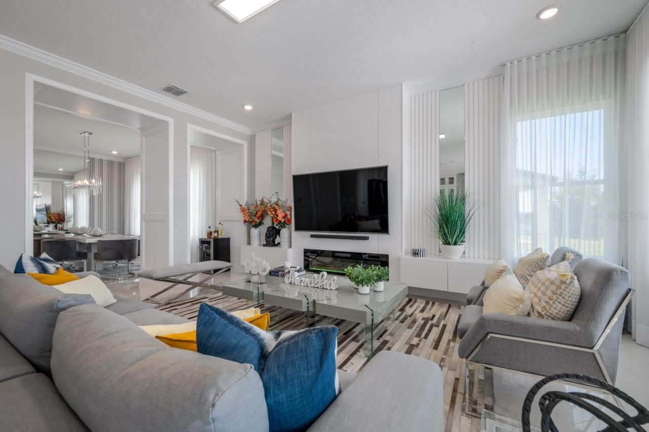 7536 Alpine Butterfly Lane, Orlando, FL 32819 Photo