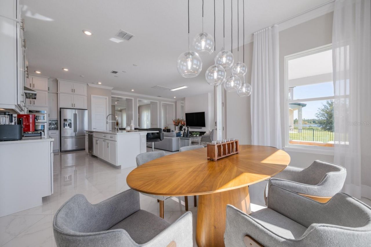 7536 Alpine Butterfly Lane, Orlando, FL 32819 Photo