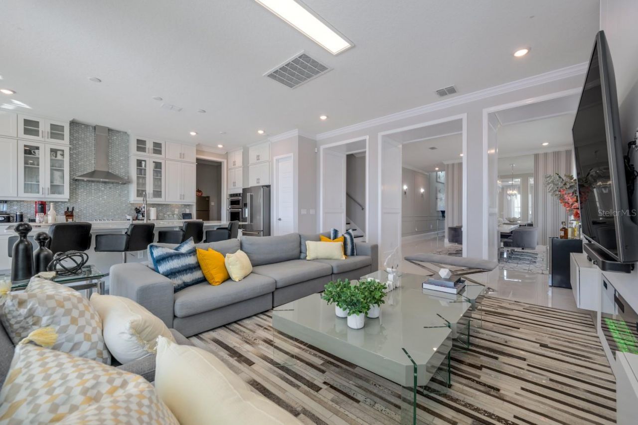 7536 Alpine Butterfly Lane, Orlando, FL 32819 Photo