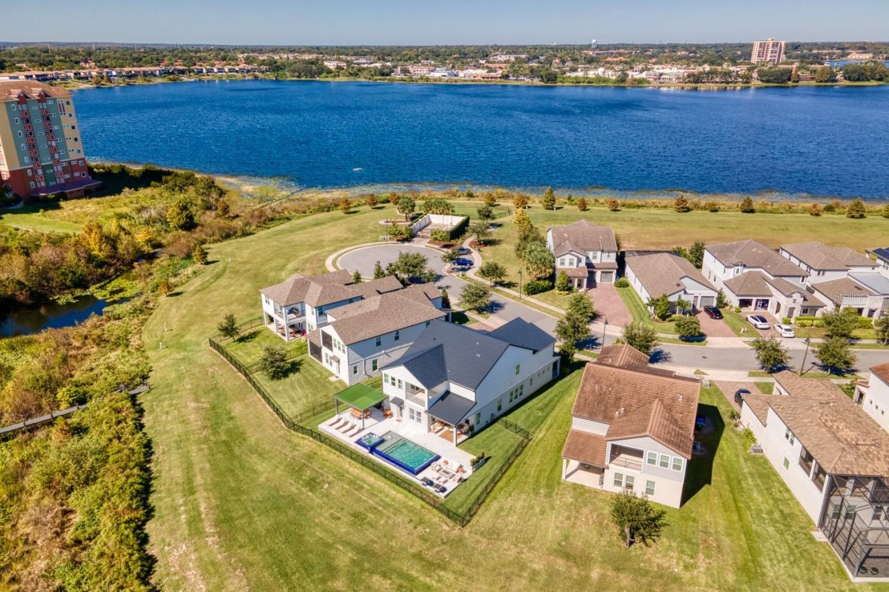 7536 Alpine Butterfly Lane, Orlando, FL 32819 Photo