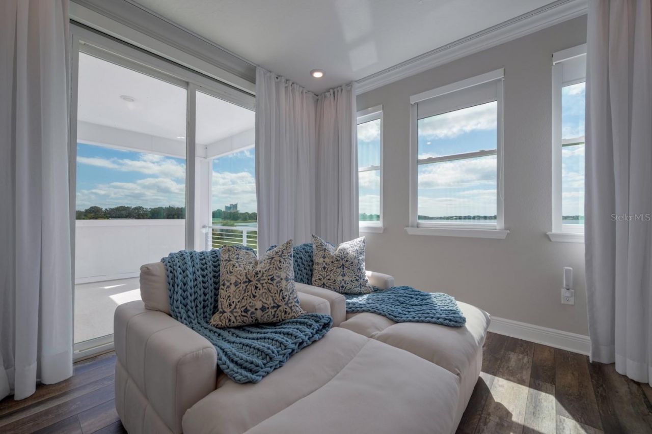 7536 Alpine Butterfly Lane, Orlando, FL 32819 Photo