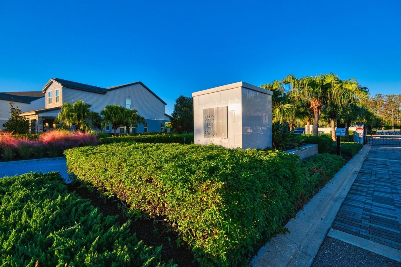 7536 Alpine Butterfly Lane, Orlando, FL 32819 Photo