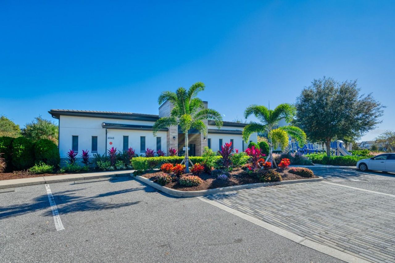 7536 Alpine Butterfly Lane, Orlando, FL 32819 Photo