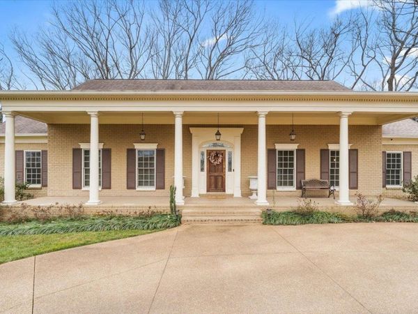 2395 KIRBY RD, Memphis, TN 38119