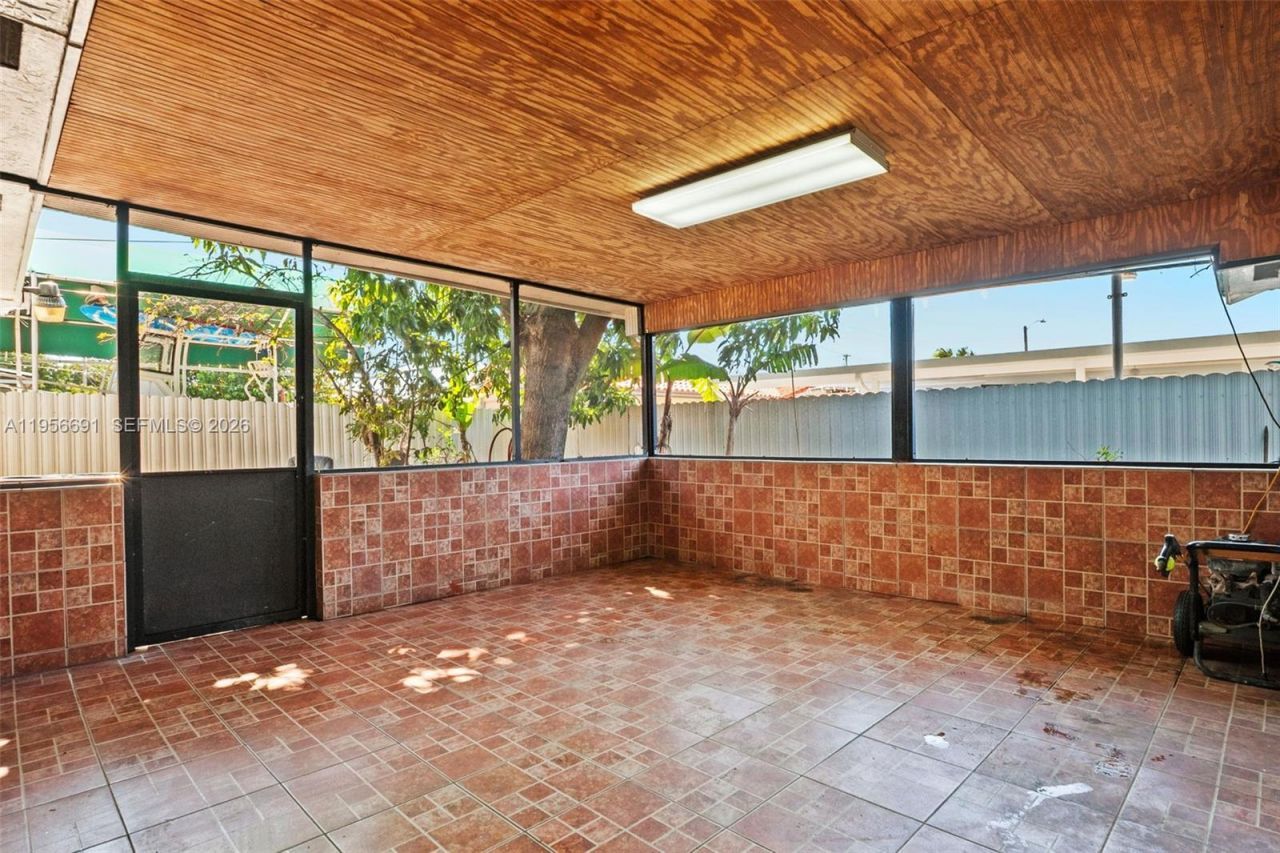 3880 E 8th Ln, Hialeah, FL 33013 Photo