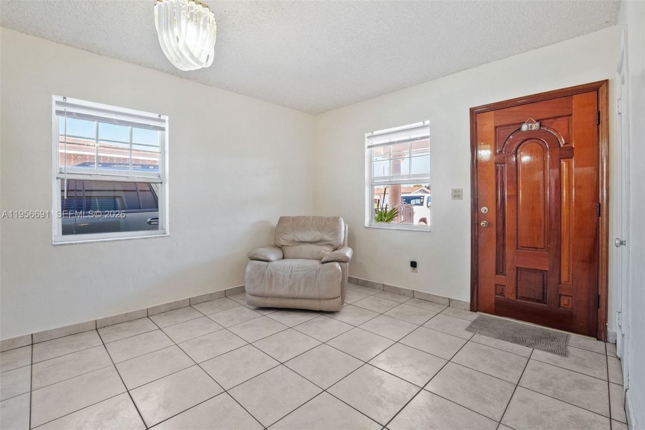 3880 E 8th Ln, Hialeah, FL 33013 Photo