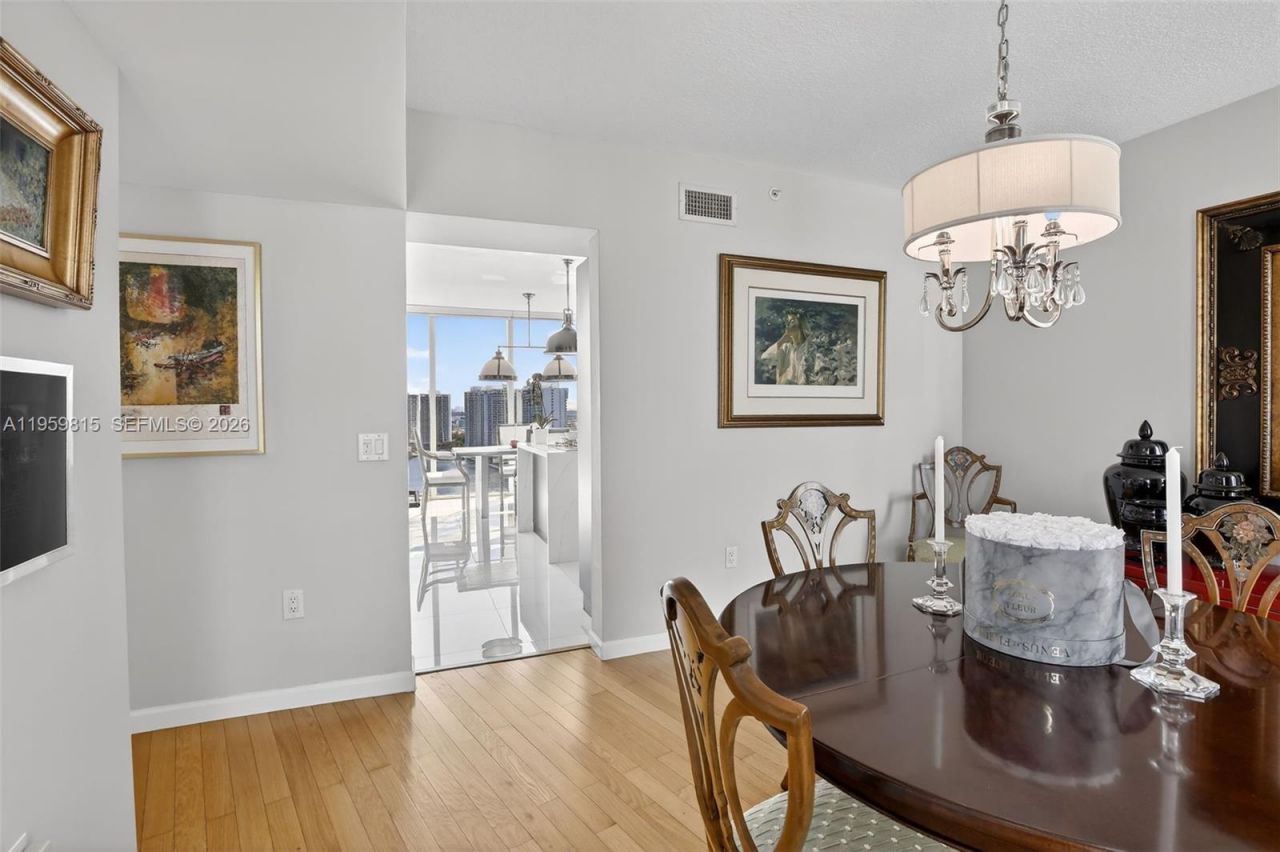 3370 Hidden Bay Dr, Unit 2715, Aventura, FL 33180 Photo