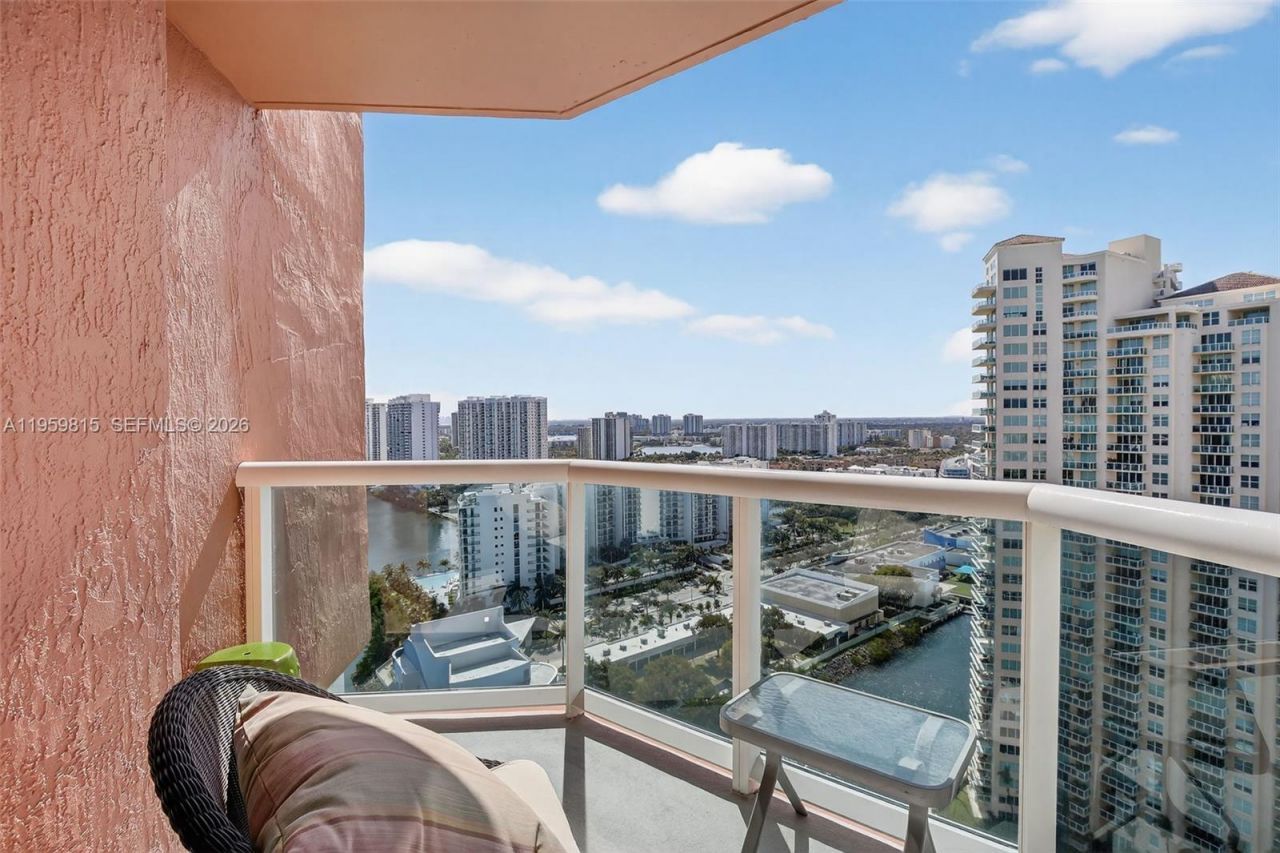 3370 Hidden Bay Dr, Unit 2715, Aventura, FL 33180 Photo