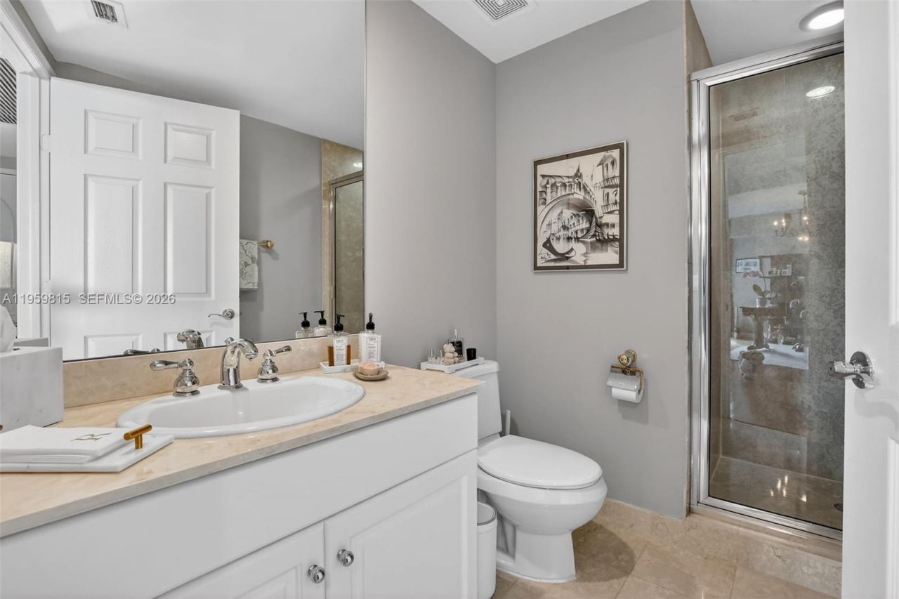 3370 Hidden Bay Dr, Unit 2715, Aventura, FL 33180 Photo