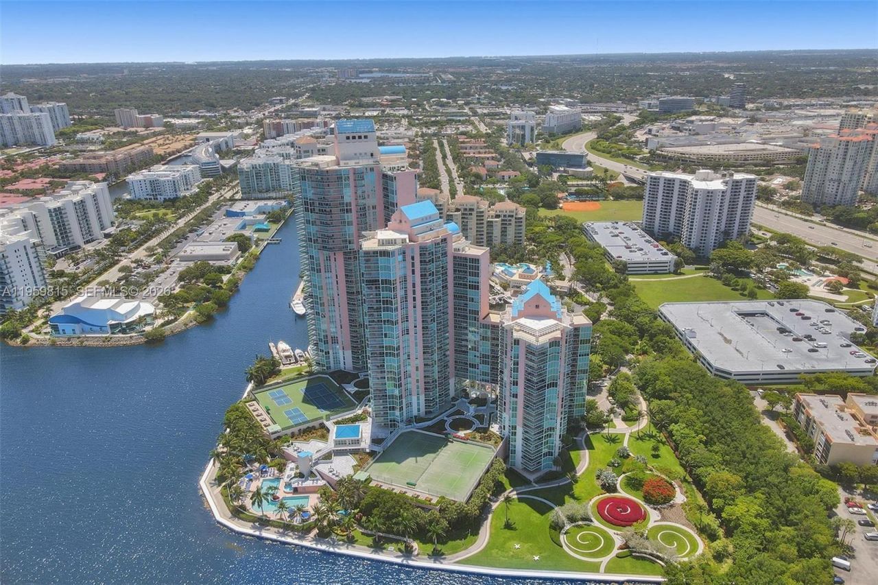 3370 Hidden Bay Dr, Unit 2715, Aventura, FL 33180 Photo