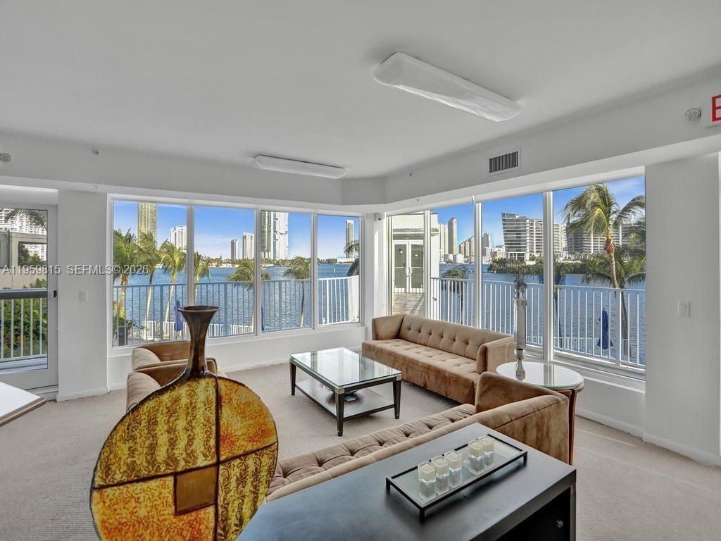 3370 Hidden Bay Dr, Unit 2715, Aventura, FL 33180 Photo