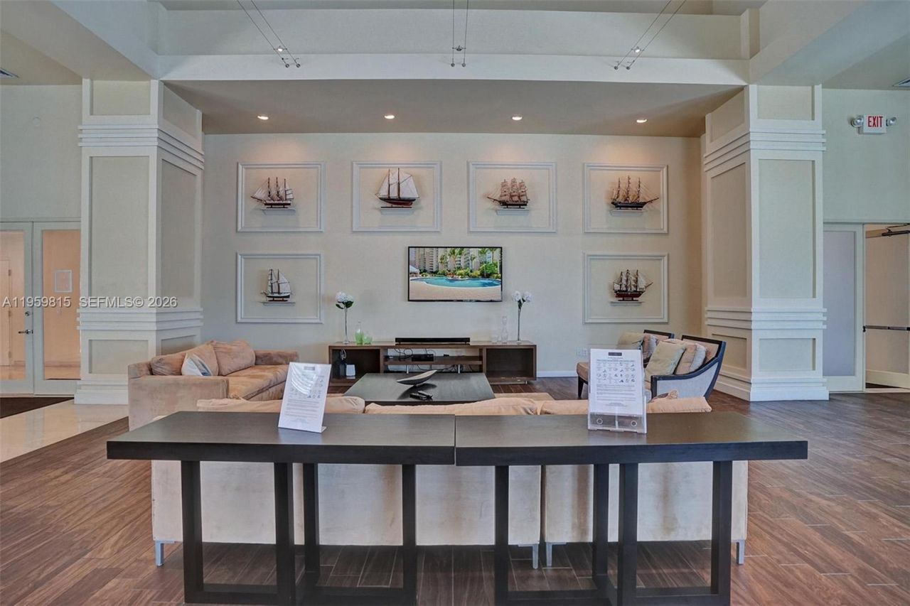 3370 Hidden Bay Dr, Unit 2715, Aventura, FL 33180 Photo