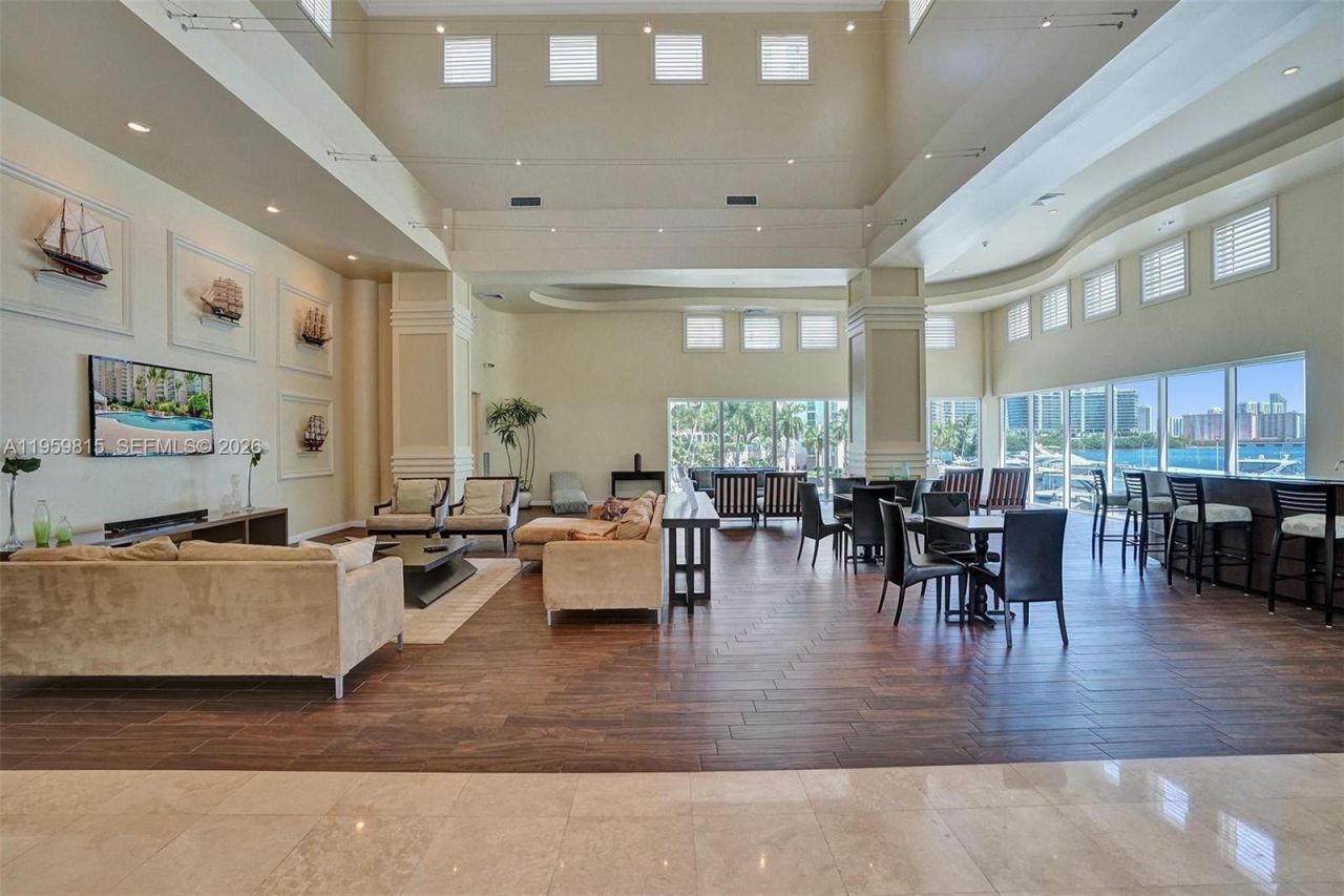 3370 Hidden Bay Dr, Unit 2715, Aventura, FL 33180 Photo