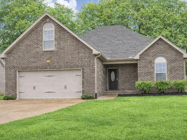 304 Sheffield Dr, White House, TN 37188