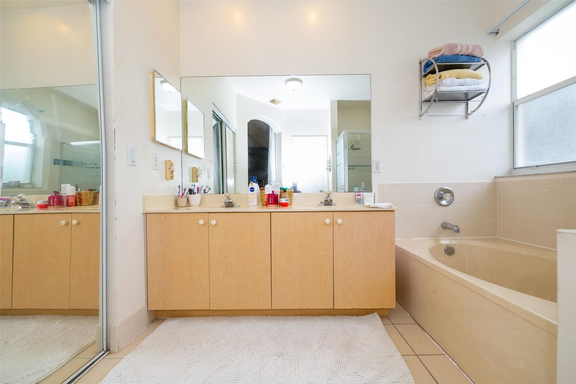 2257 NW 77th Terrace, Pembroke Pines, FL 33024 Photo