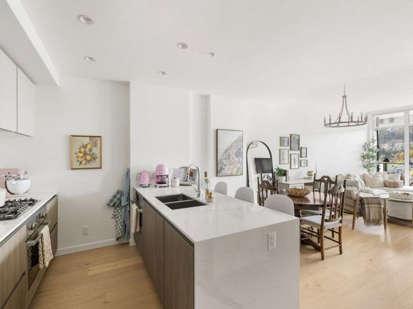 2000 Hannington Rd, Unit 1413, Langford, BC V9B 6R6