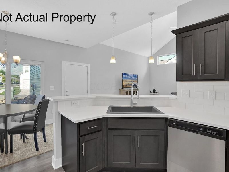 1984 Jamesburg Street, Newark, OH 43055 Photo 3