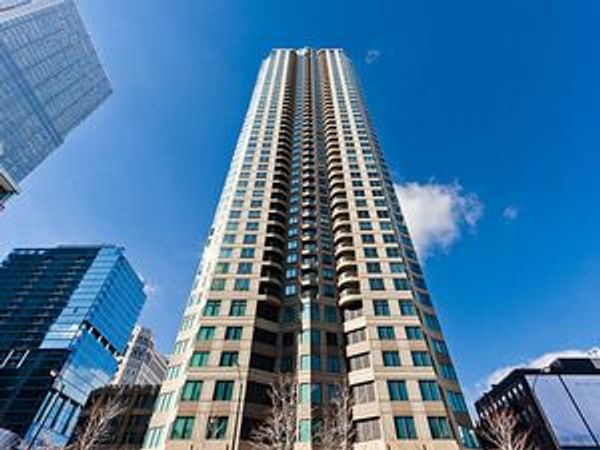 400 N La Salle Drive, Unit 1911, Chicago, IL 60654