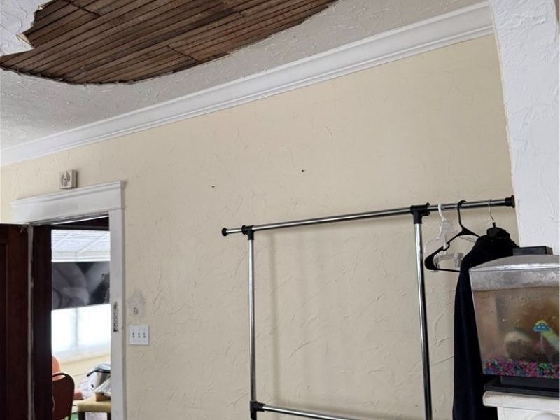 12414 Tuscora Avenue, Cleveland, OH 44108 Photo 6