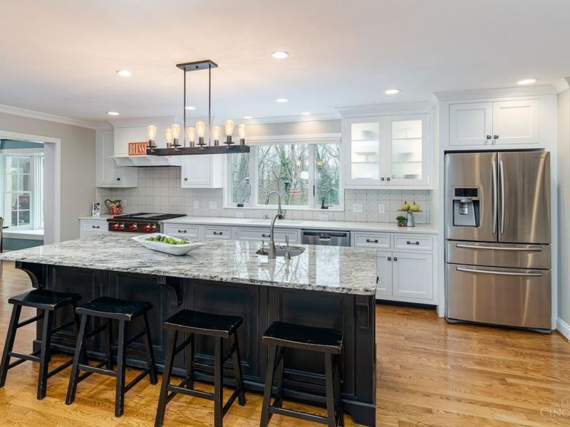 625 Hilltop Lane, Wyoming, OH 45215 Photo 10