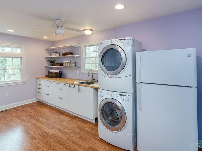 625 Hilltop Lane, Wyoming, OH 45215 Photo 17