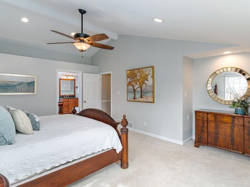 625 Hilltop Lane, Wyoming, OH 45215 Photo 24