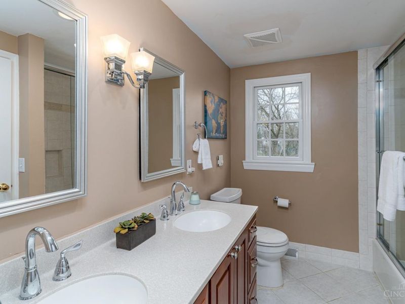 625 Hilltop Lane, Wyoming, OH 45215 Photo 31