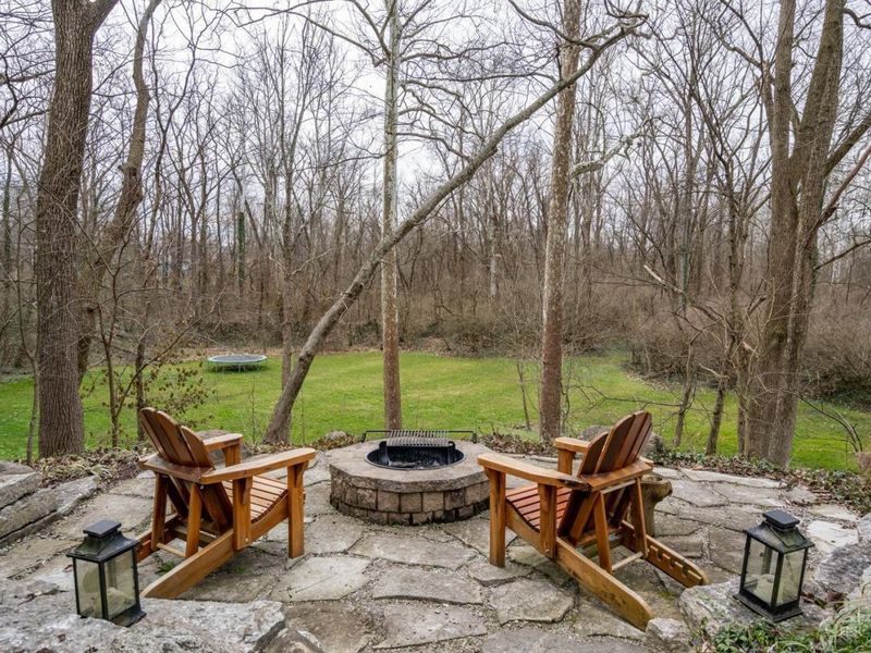 625 Hilltop Lane, Wyoming, OH 45215 Photo 37