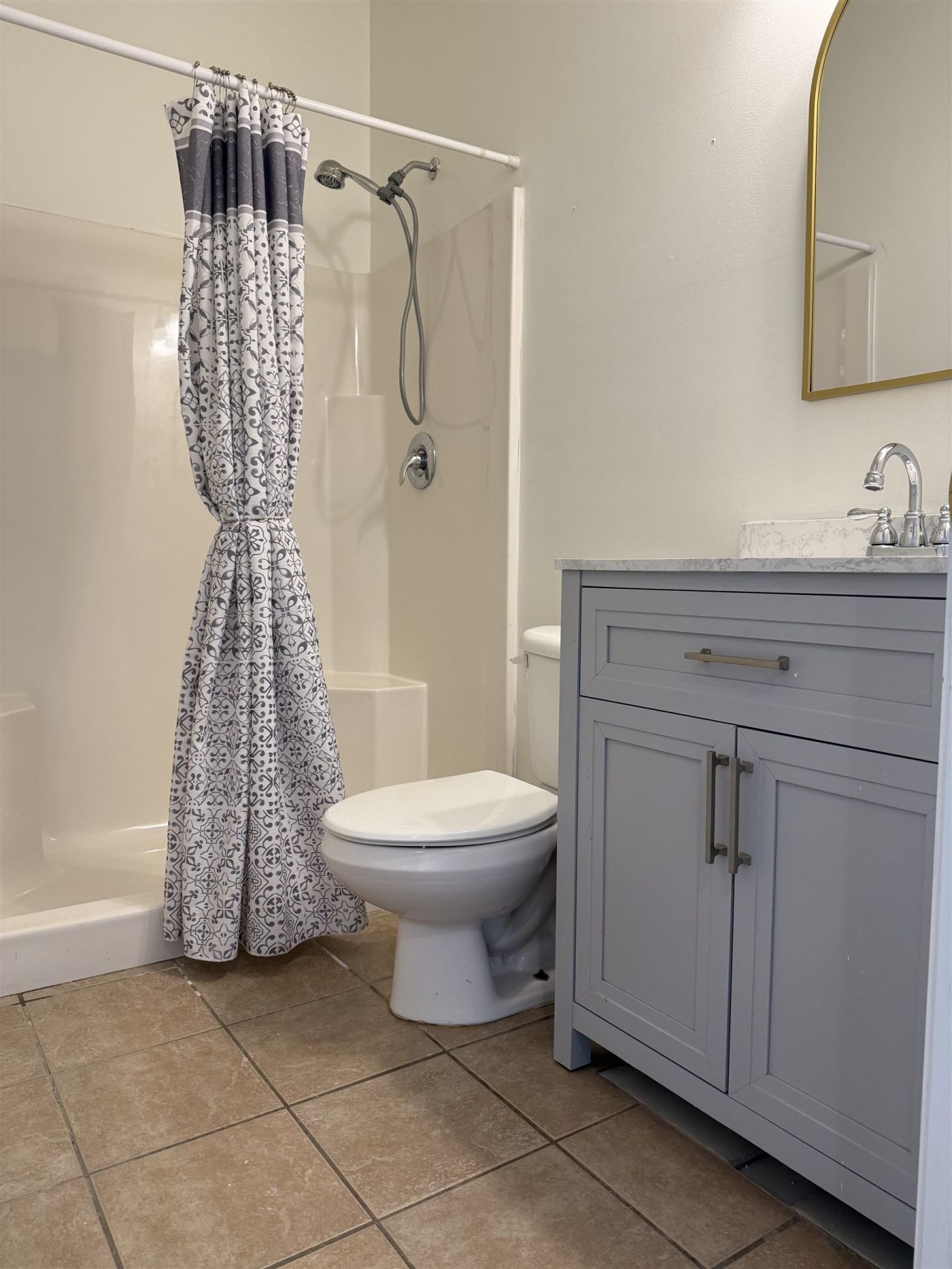 5828 Longwood Dr. Photo 11