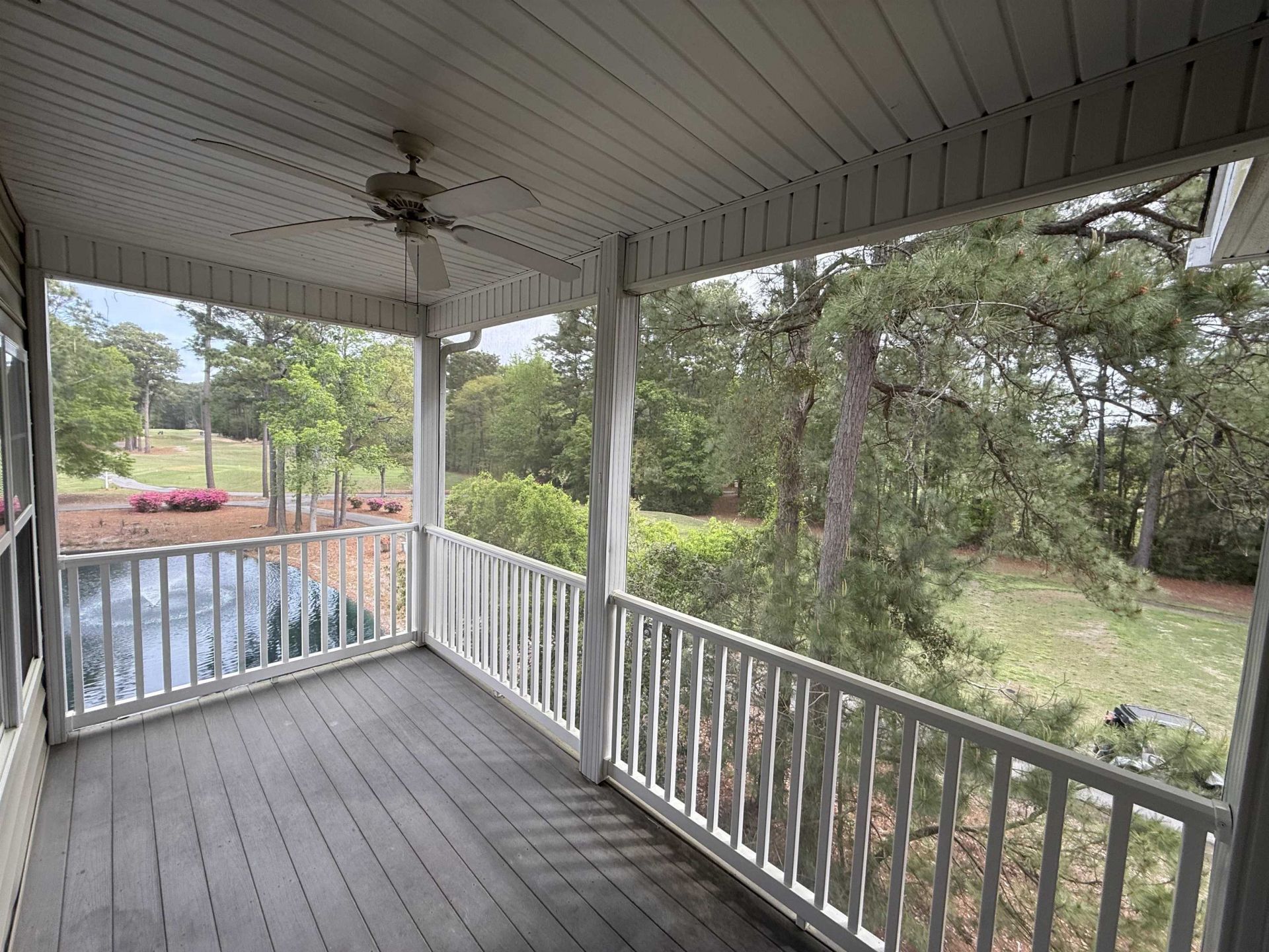 5828 Longwood Dr. Photo 13