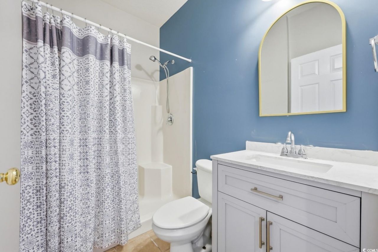 5828 Longwood Dr. Photo 23