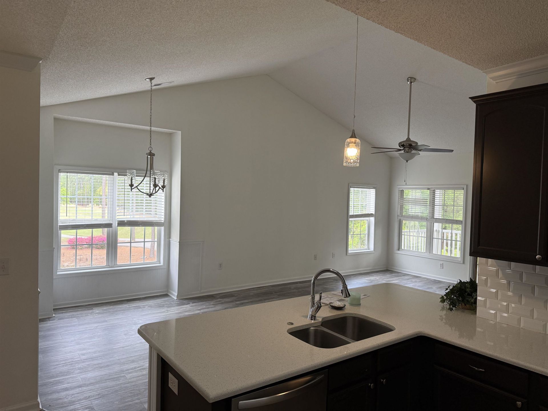 5828 Longwood Dr. Photo 4