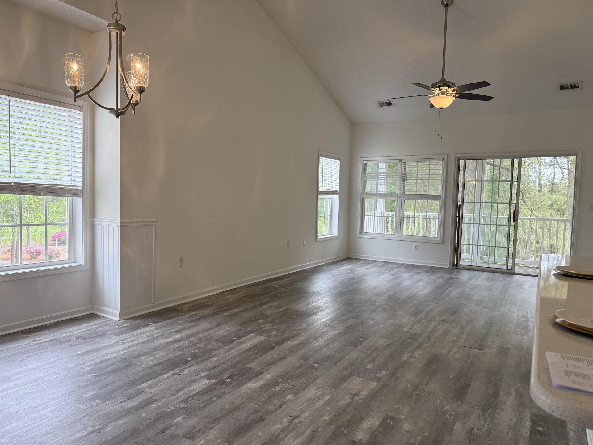 5828 Longwood Dr. Photo 8