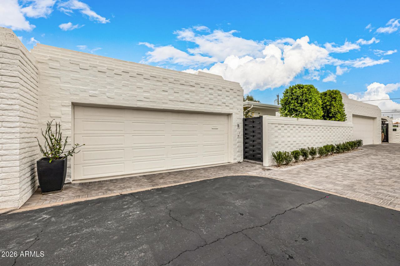 7770 E Camelback Road, Unit 11, Scottsdale, AZ 85251 Main Photo