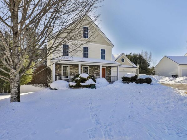 11 Tavernier Way, Manchester, NH 03109