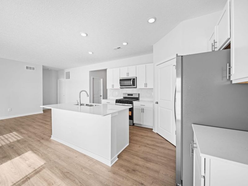 511 Darliene Drive, Plain City, OH 43064 Photo 18