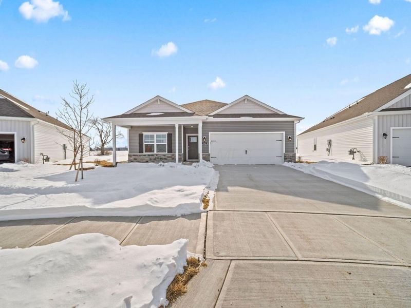 511 Darliene Drive, Plain City, OH 43064 Photo 2