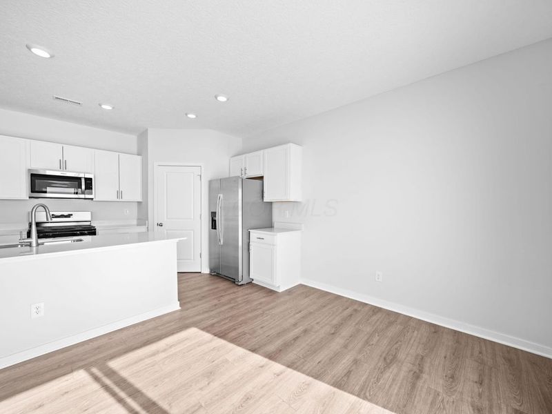 511 Darliene Drive, Plain City, OH 43064 Photo 25