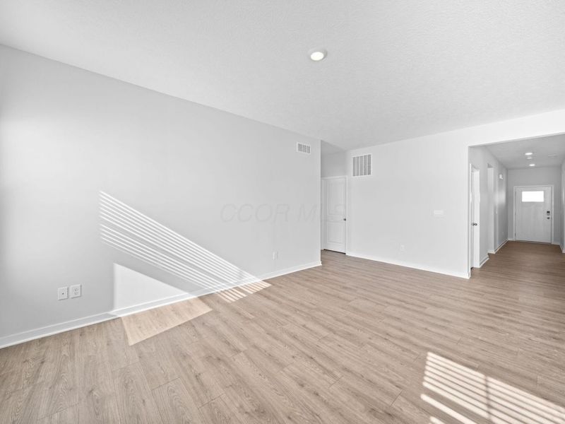 511 Darliene Drive, Plain City, OH 43064 Photo 29