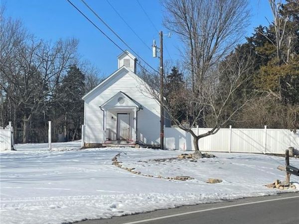 8146 Highway O , Villa Ridge, MO 63089