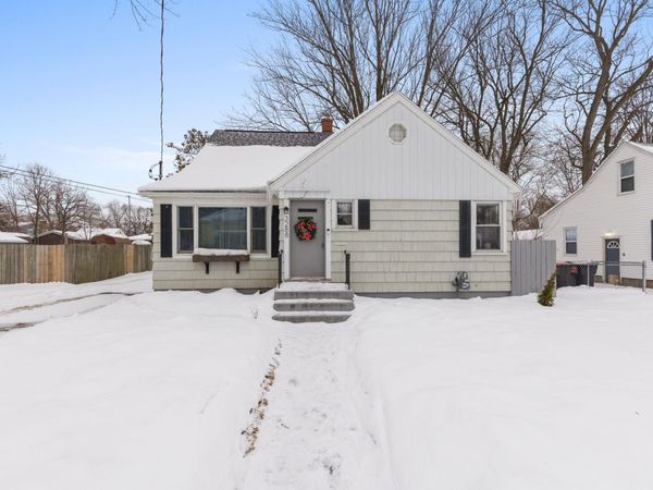 3288 Chestnut Avenue SW, Grandville, MI 49418