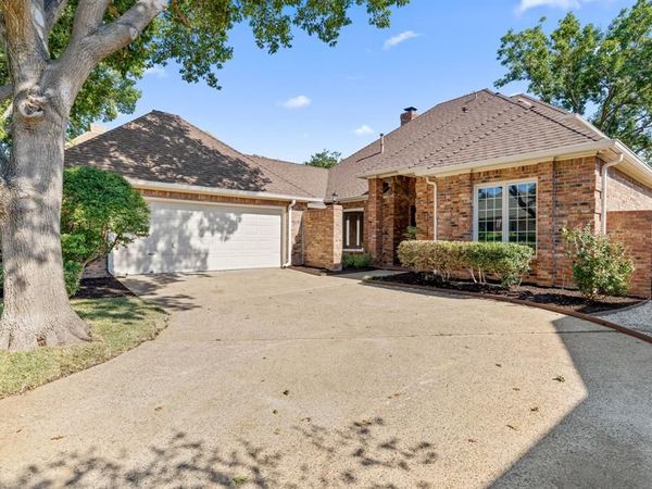 1211 Mackie Drive, Carrollton, TX 75007