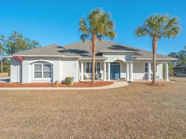 354 E Club House Drive, Freeport, FL 32439