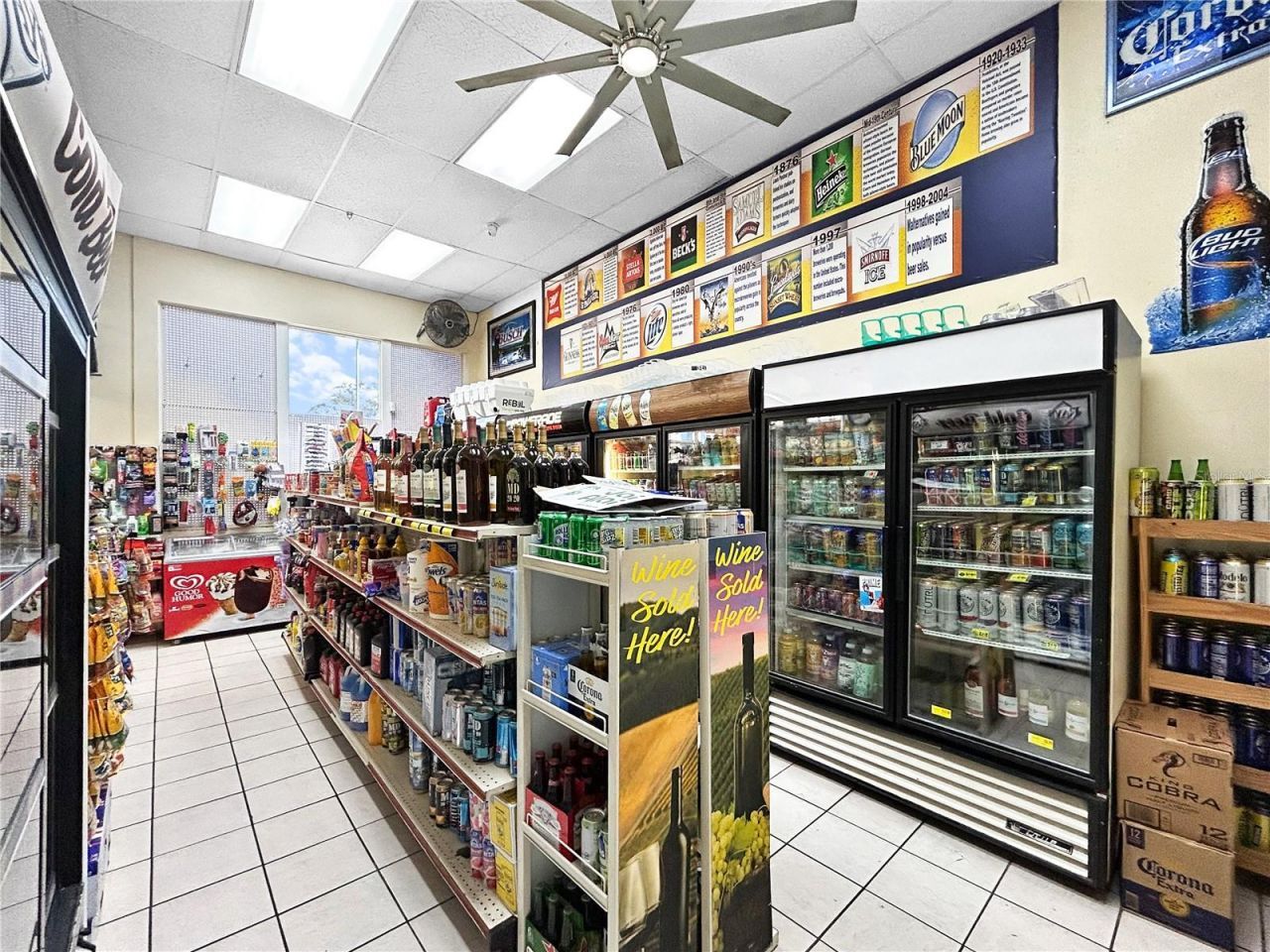 4 S Pinellas Avenue, Tarpon Springs, FL 34689 Photo