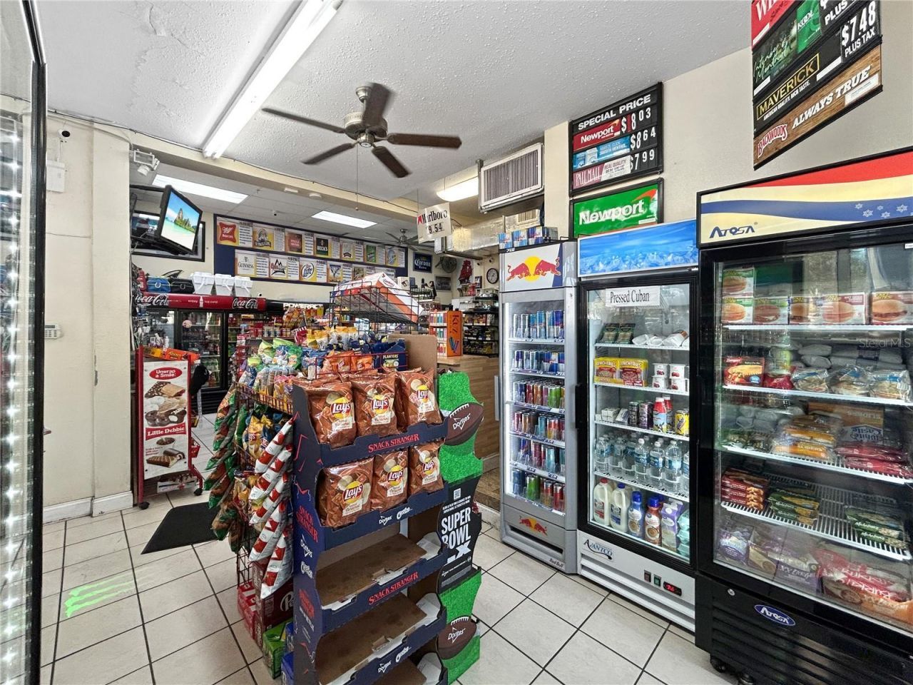 4 S Pinellas Avenue, Tarpon Springs, FL 34689 Photo