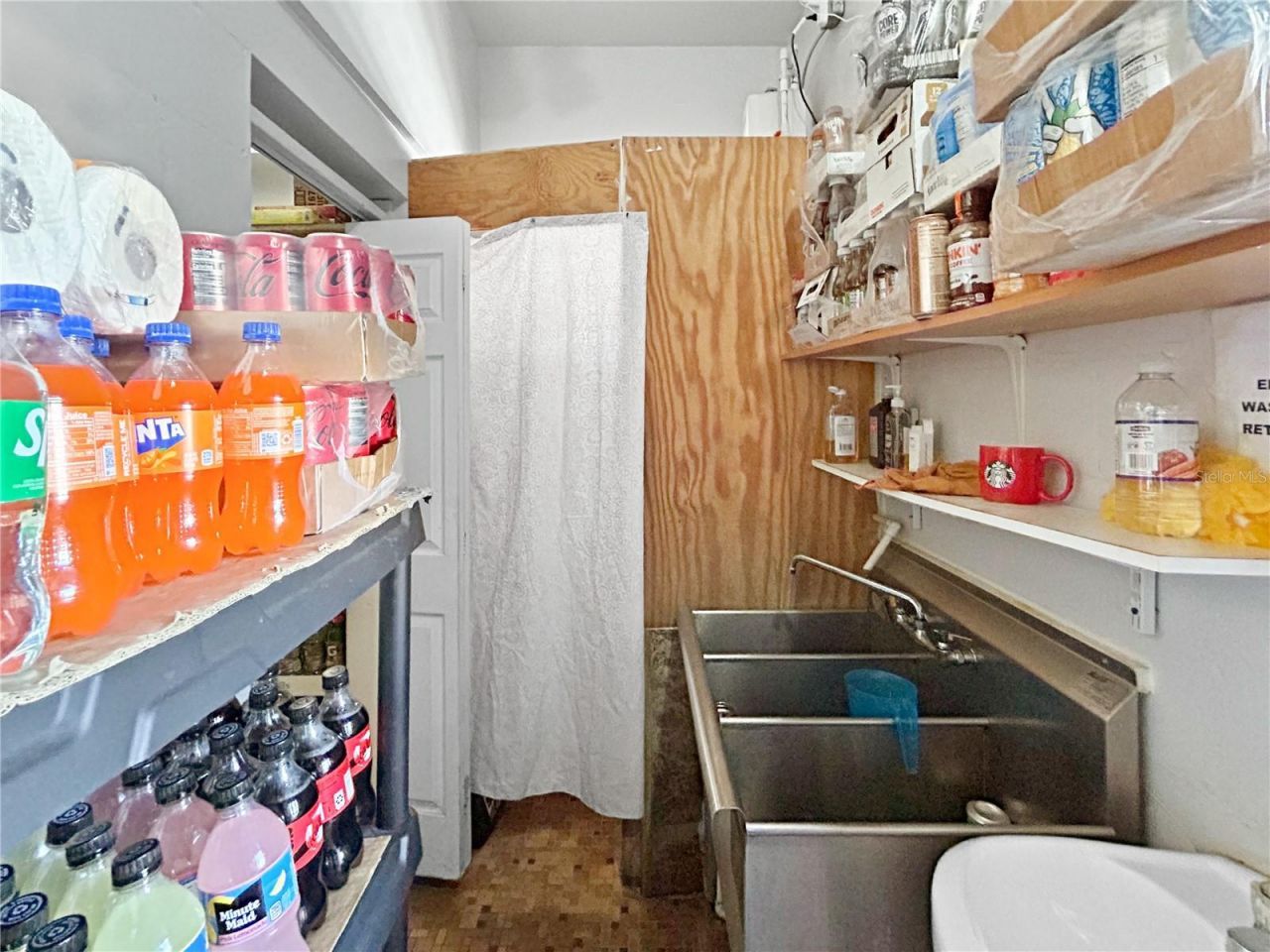 4 S Pinellas Avenue, Tarpon Springs, FL 34689 Photo