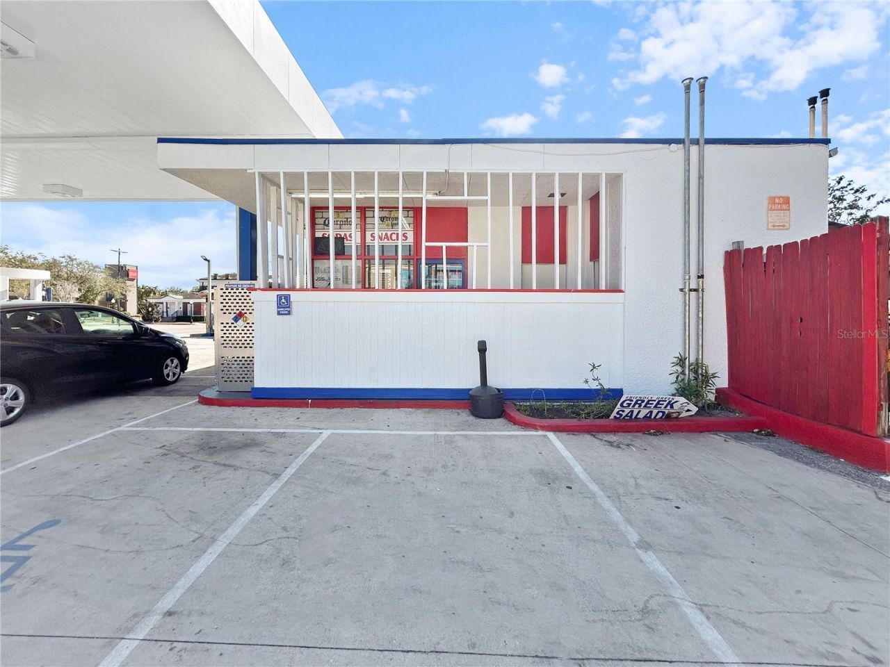 4 S Pinellas Avenue, Tarpon Springs, FL 34689 Photo