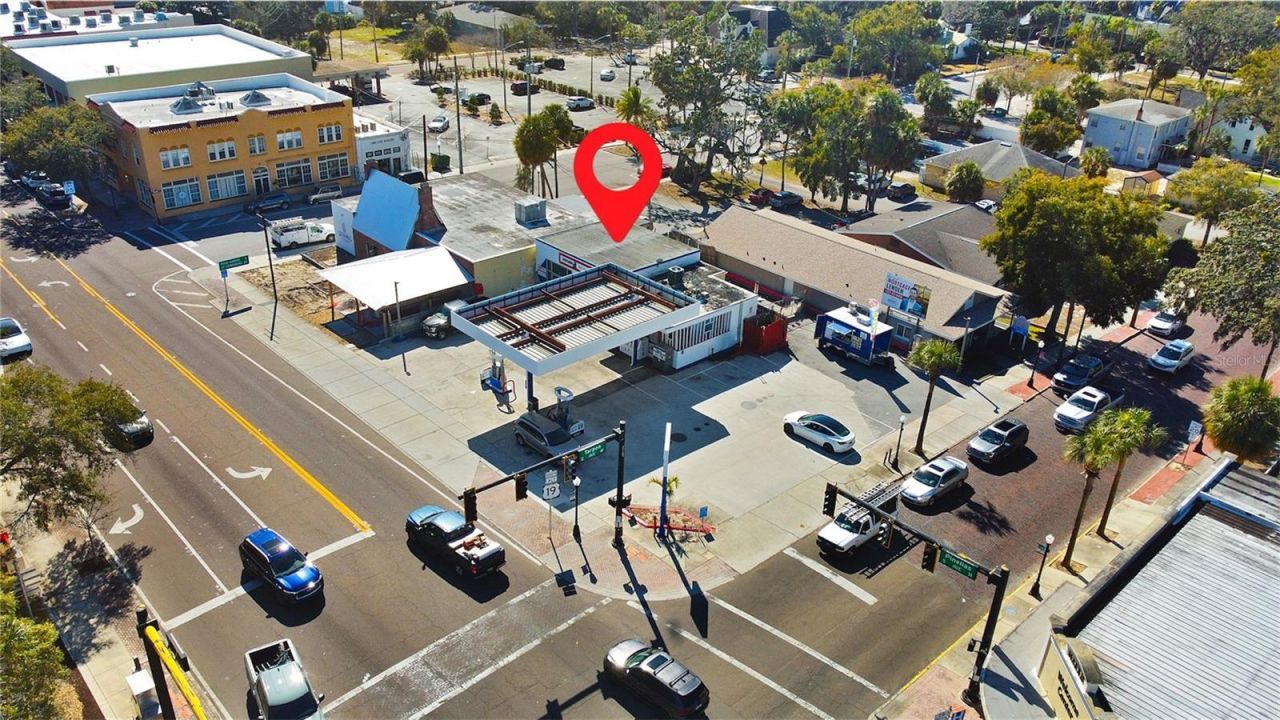 4 S Pinellas Avenue, Tarpon Springs, FL 34689 Photo