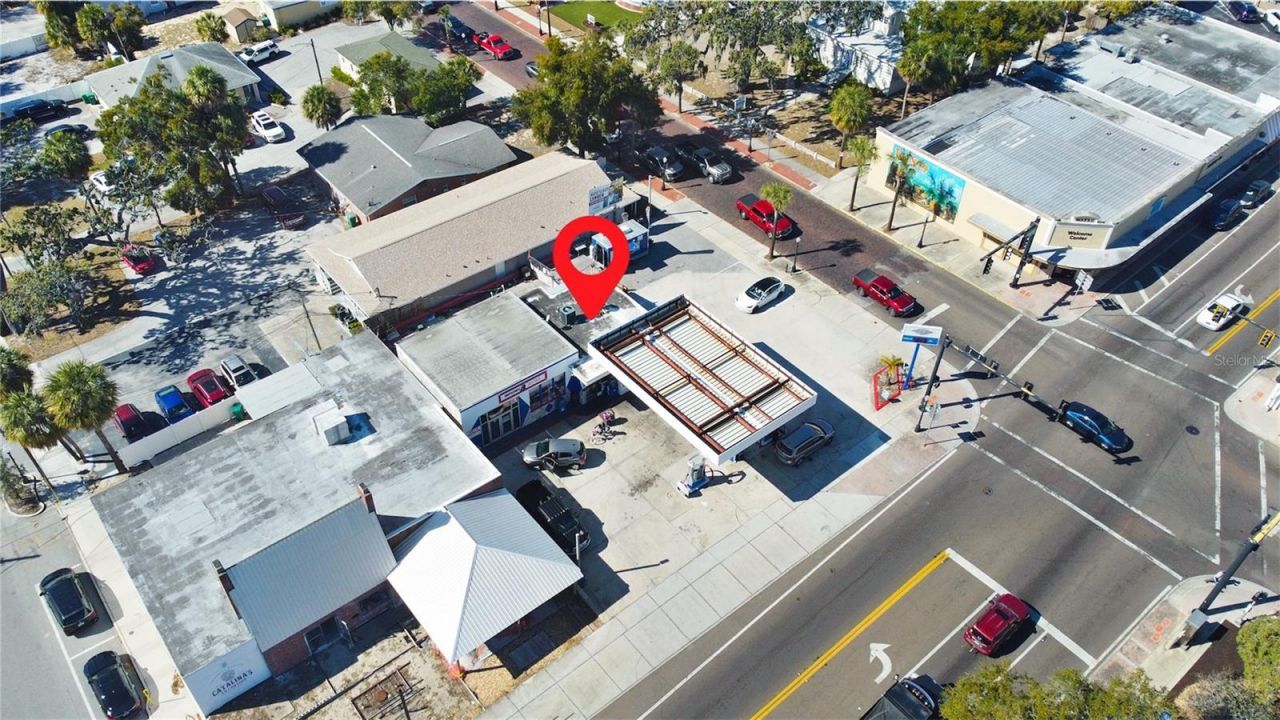 4 S Pinellas Avenue, Tarpon Springs, FL 34689 Photo