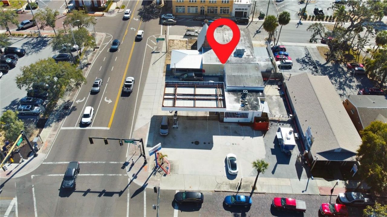 4 S Pinellas Avenue, Tarpon Springs, FL 34689 Photo